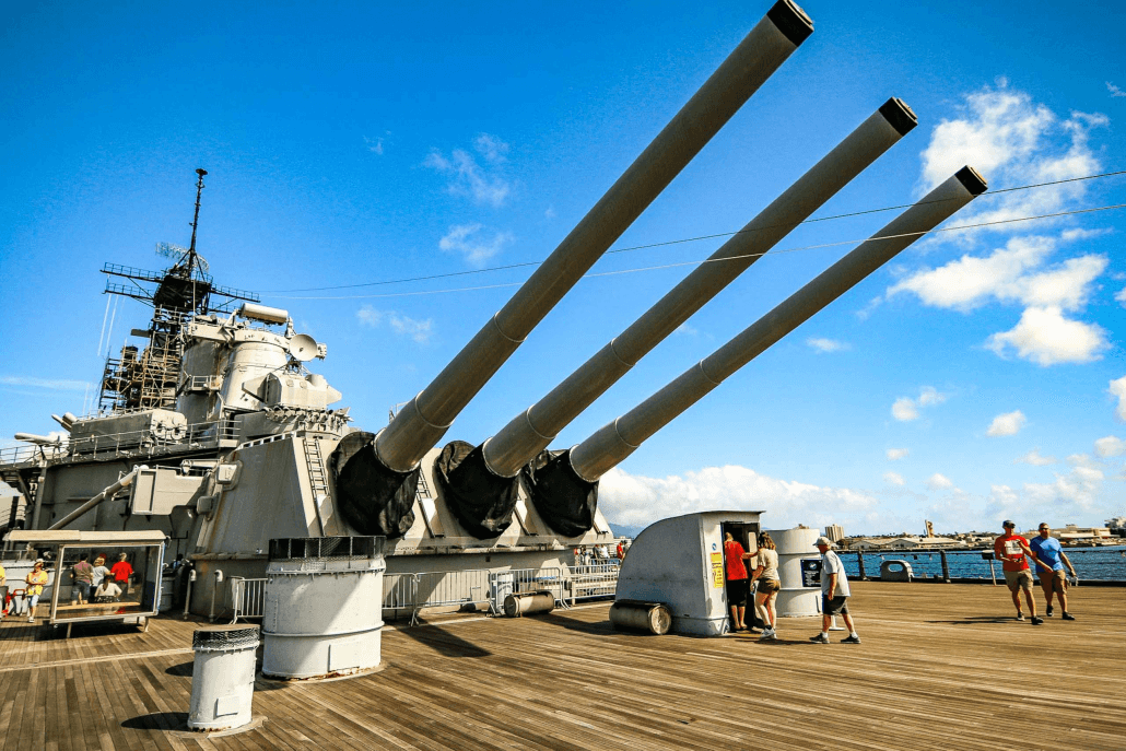 Pearl Harbor History Tour with Hawaii Tours - Oahu