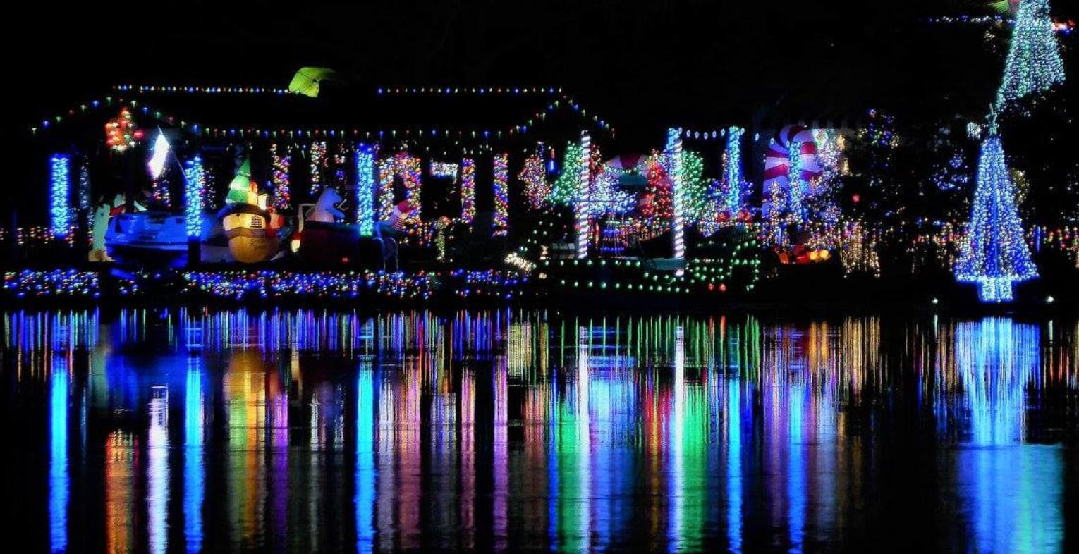 Holiday Lights Cruise with Salty Sam’s Cruises