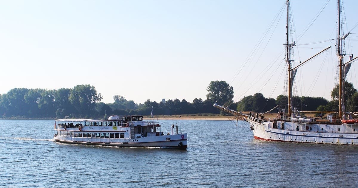 Water Activities & Scenic Waterway Trip with Hal Över in Vegesack