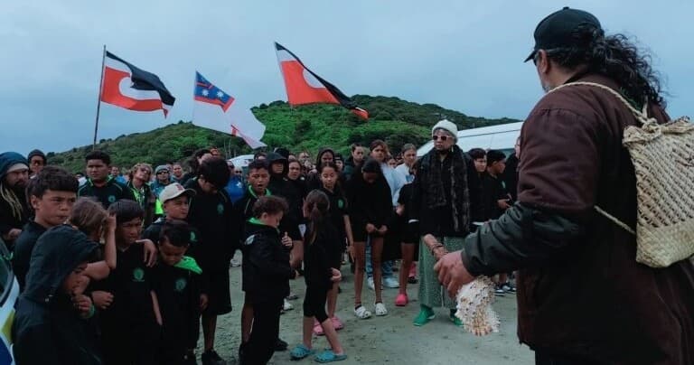 Cape Reinga Xplorer: Full-Day Cultural Tour to Te Rerenga Wairua & 90 Mile Beach