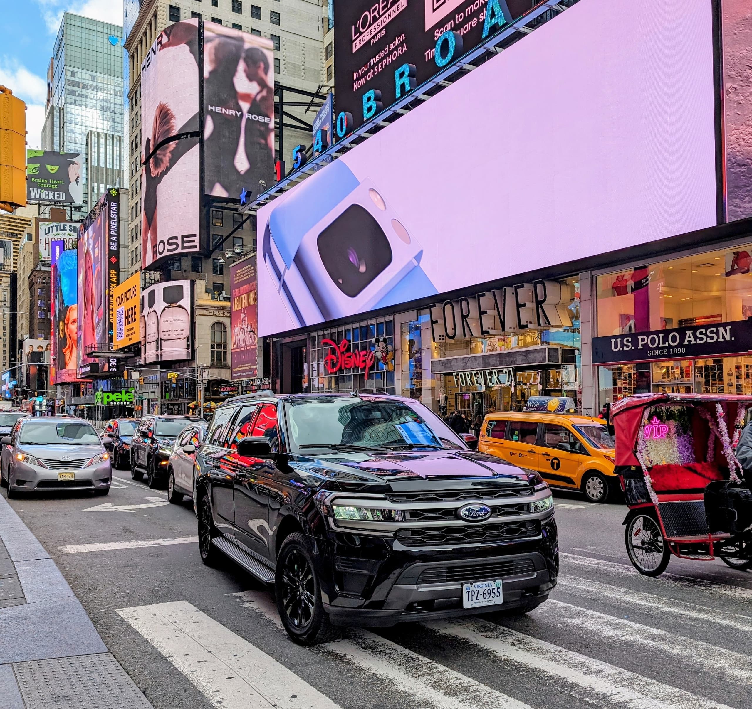 Land Adventures with NYC Private SUV Tour in New York City