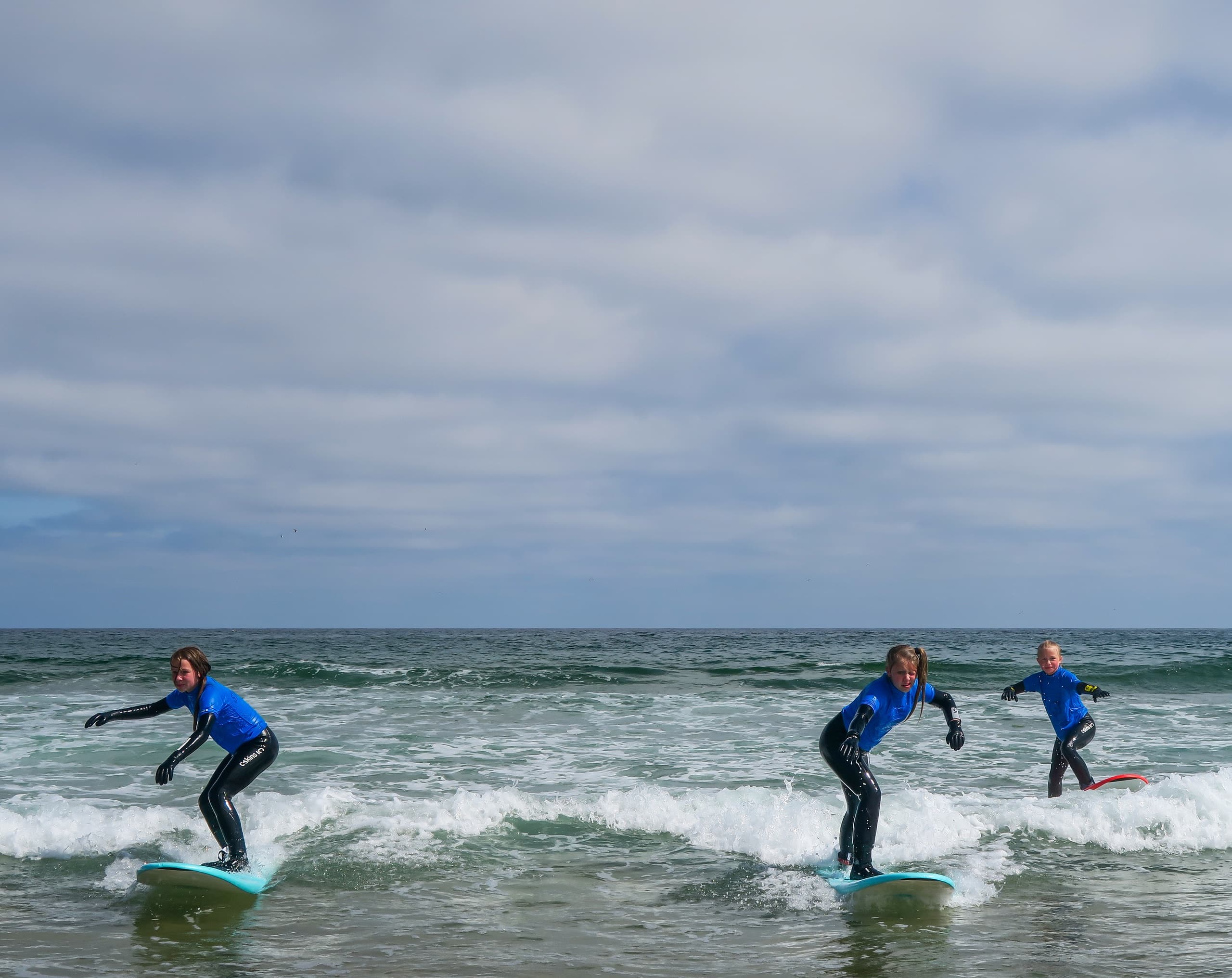 5 Days Surf Lessons | Guided Tour in Cullen | Surf, Water Activities photo 1