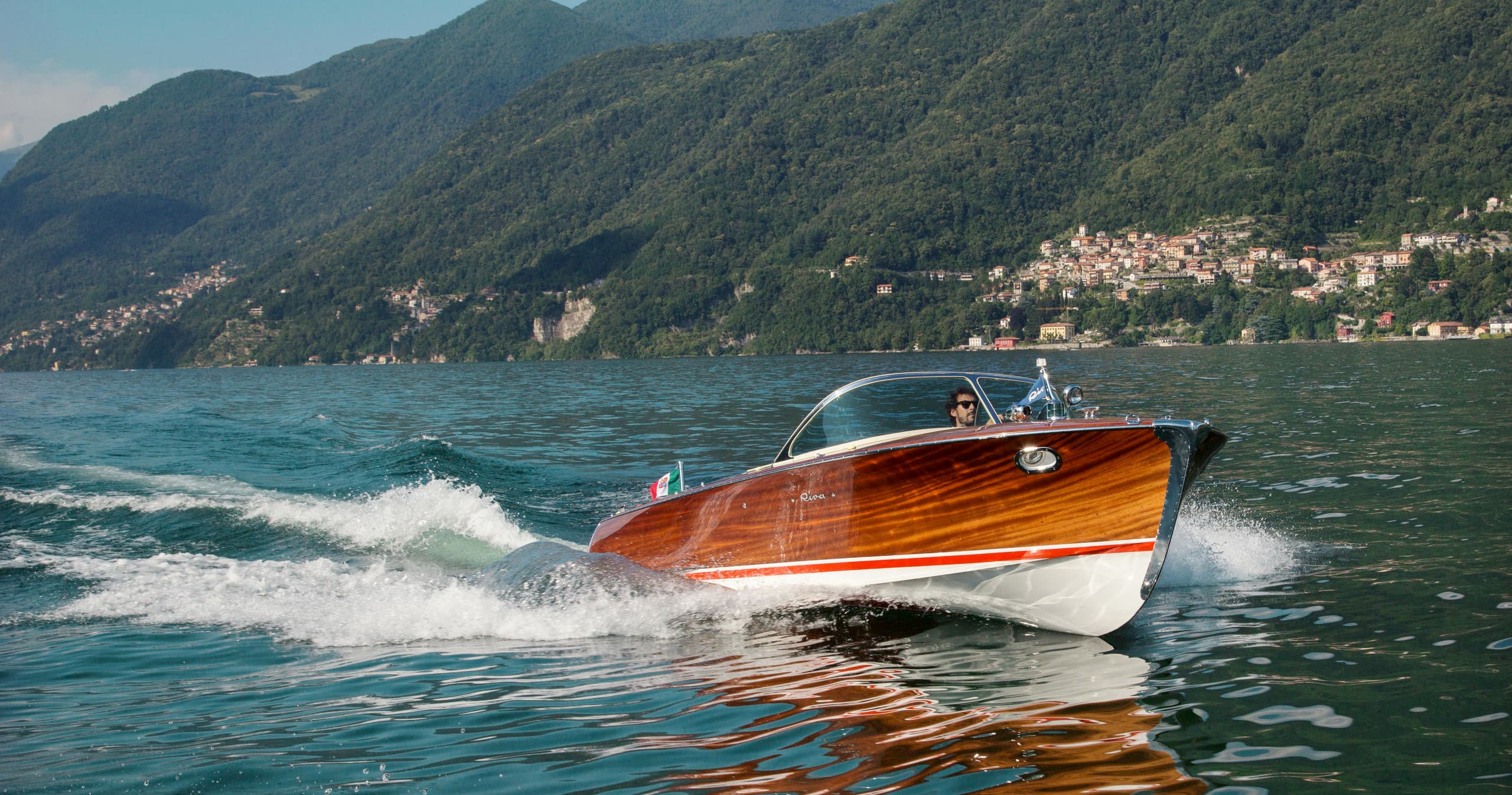 Boat Charters & Village Tour with Riva Super Florida in Bellagio