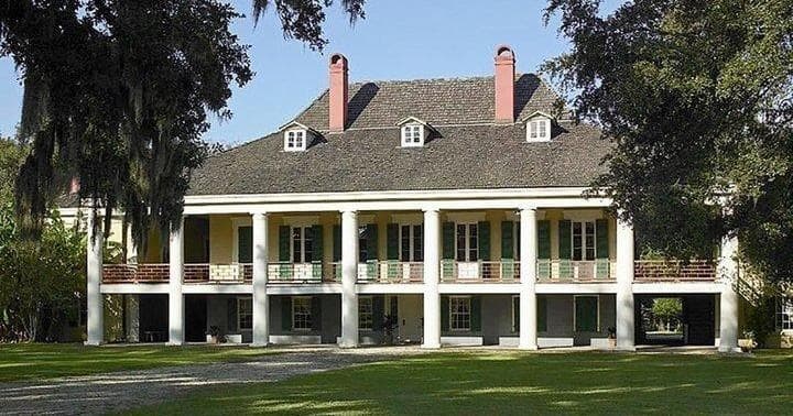 History Walk at Destrehan Plantation with N’awlins Luxury Tours