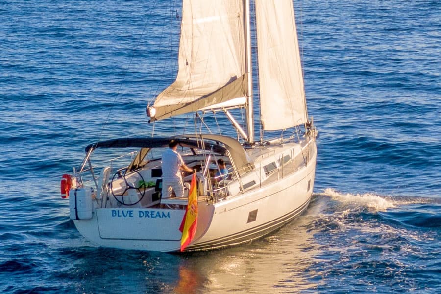 Luxury Daycharter with Blue Dream in Pasito Blanco