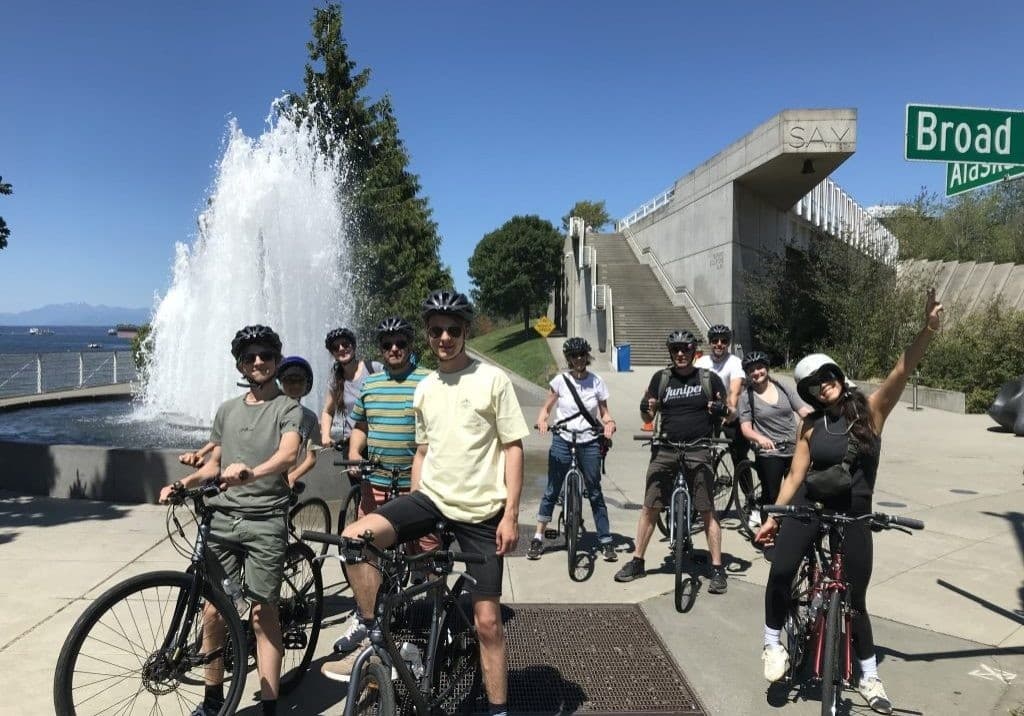 Ride Seattle's Waterfront: 13-Mile Emerald City Bicycle Tour