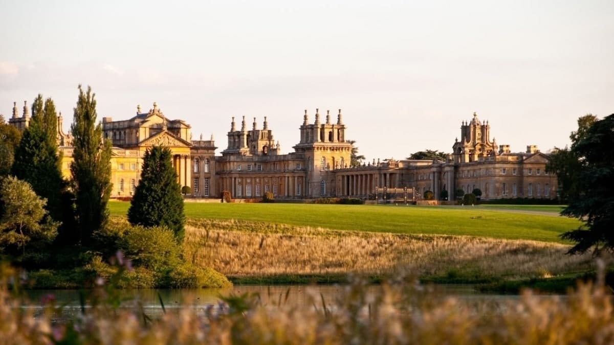Blenheim Palace lakeside estate and sweeping parkland view