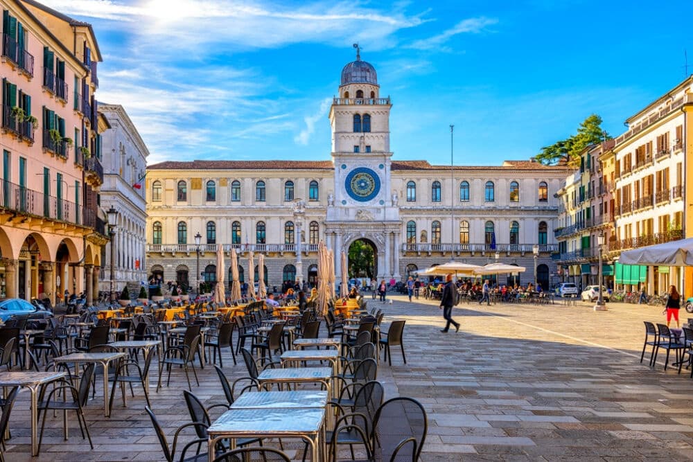Private Padua Walking Tour with Bologna Tour