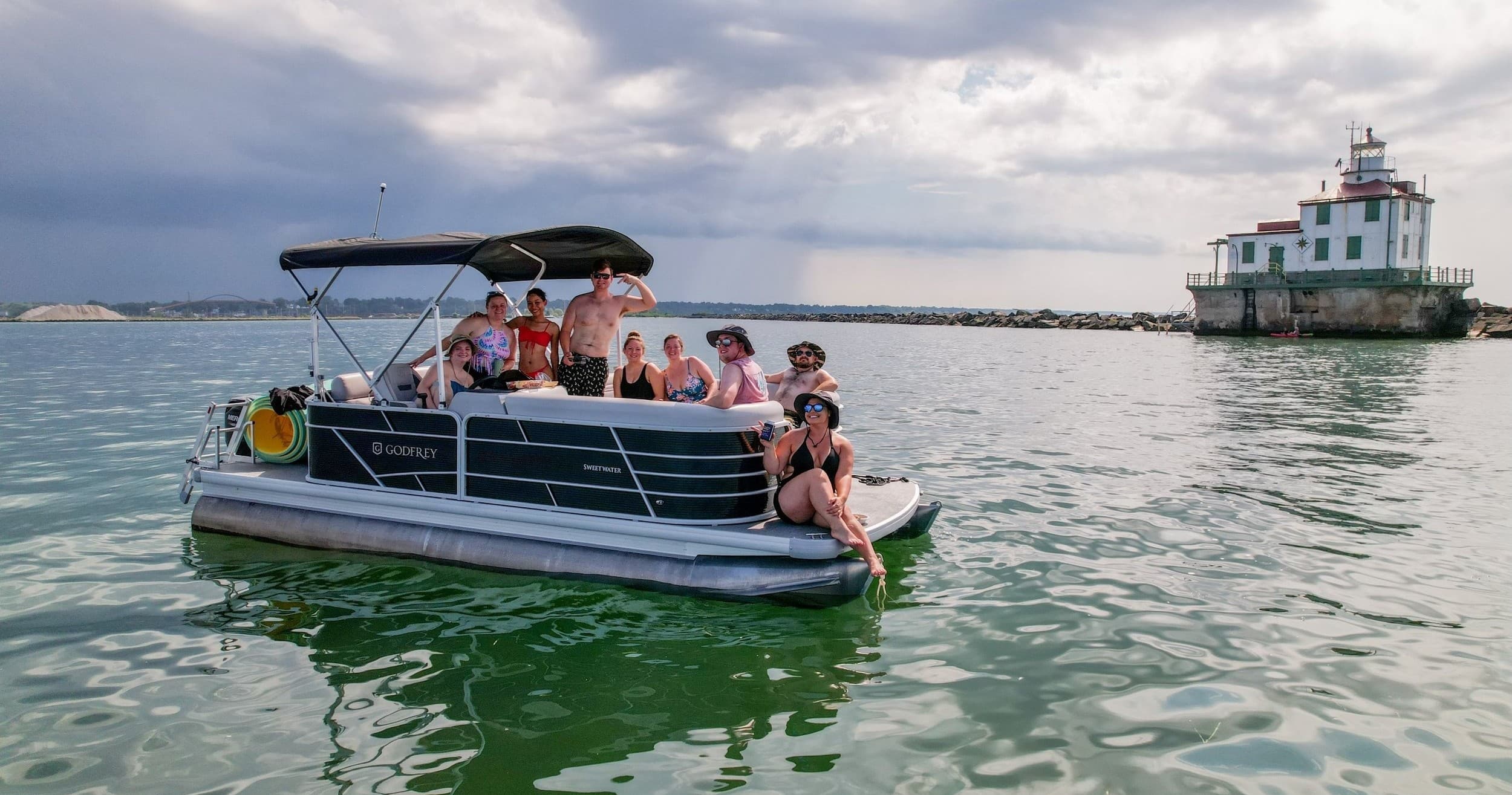Pontoon Rentals with Harbor Yak in Ashtabula, Ohio