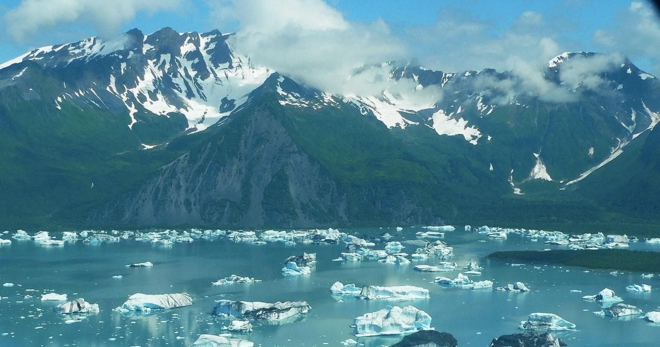 AA Seward Air Tours: Bear Glacier Flight Adventure