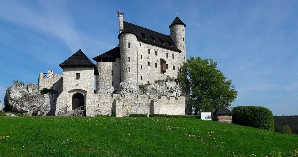 Trail of Eagles Nests Tour near Krakow with AB Poland Travel