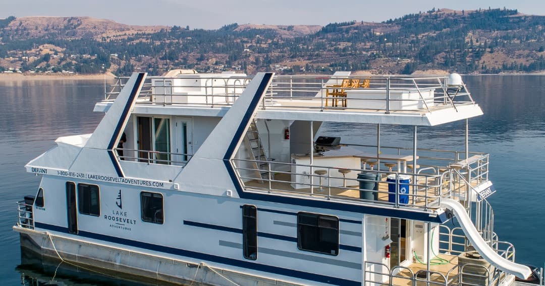 Fourteen Night Moorage at Seven Bays Marina, Washington