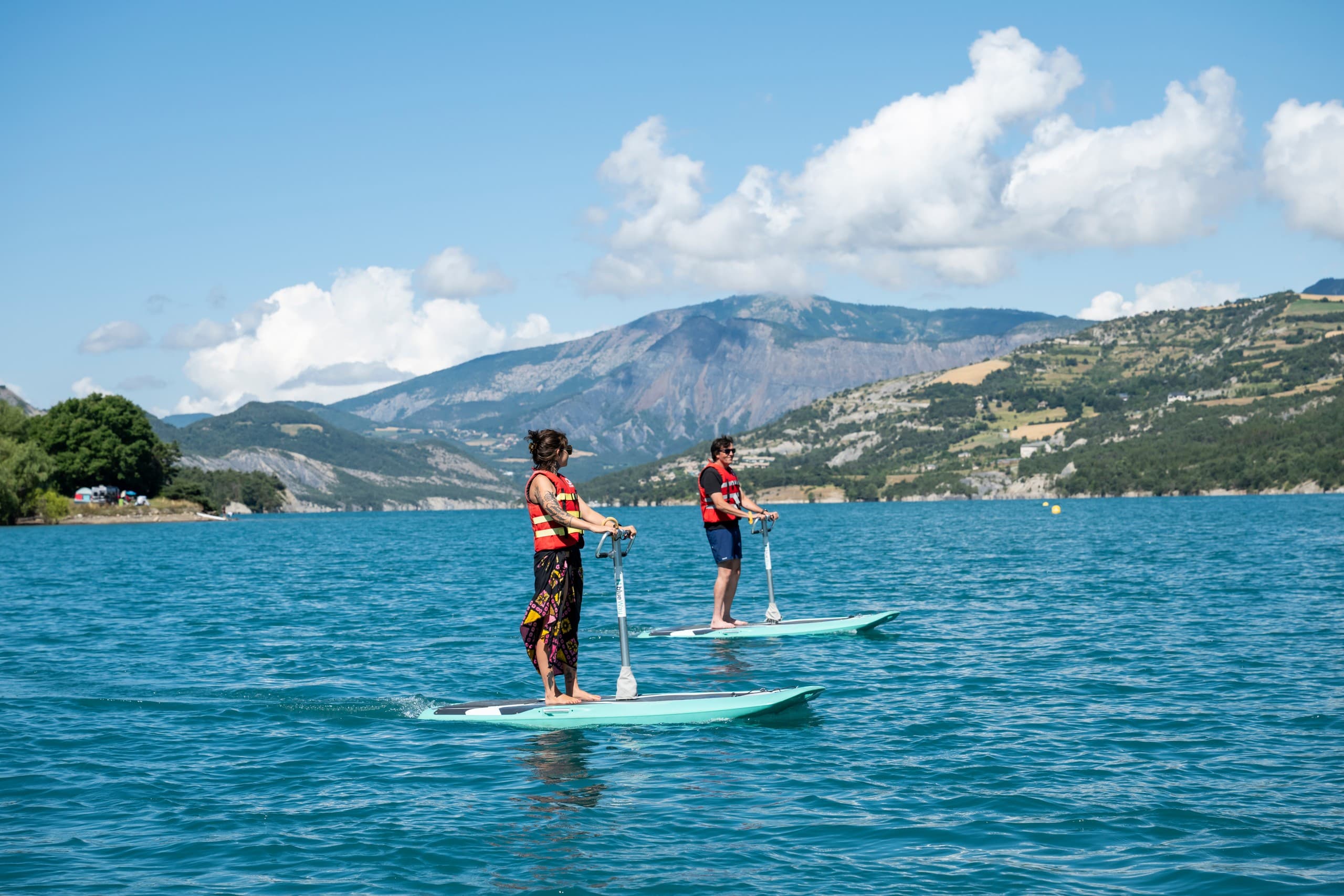 Electric Water Scooter on Le Lauzet-Ubaye: Quiet Lake Rides in Provence-Alpes-Côte d'Azur