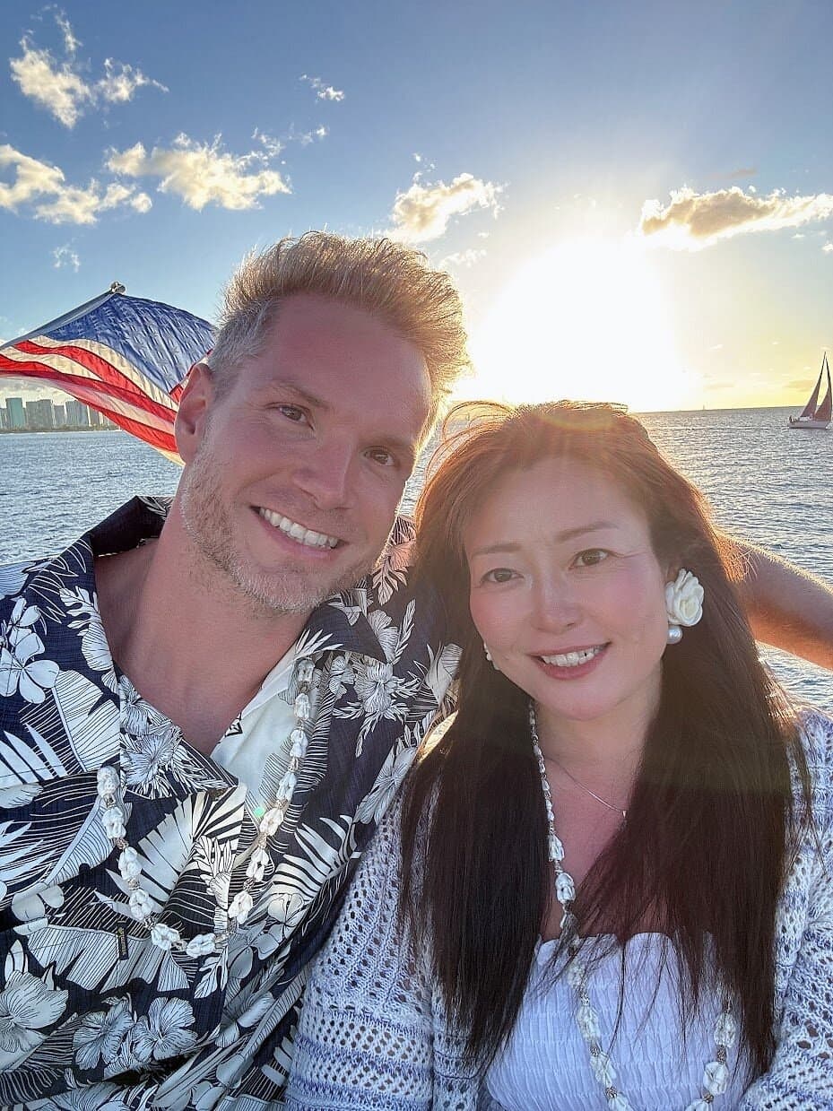 Waikiki Sunset Dinner Cruise: Magical Sunset and Fireworks Dinner Cruise in Honolulu photo 2