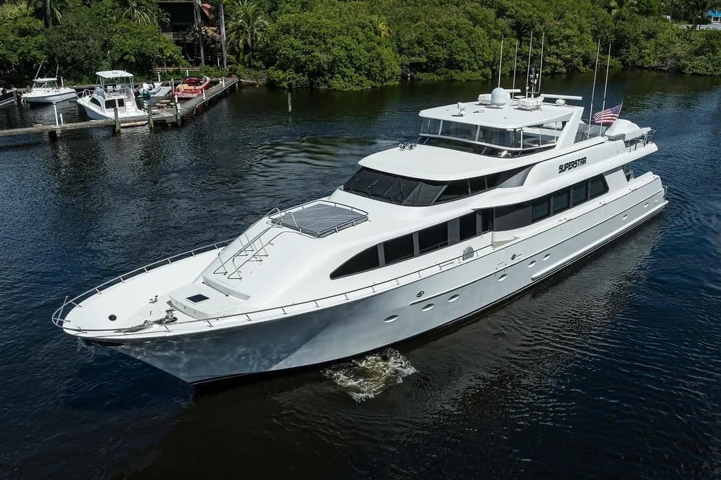 Sunset on a 112' Superyacht: 4-Hour Sarasota Bay Charter photo 2