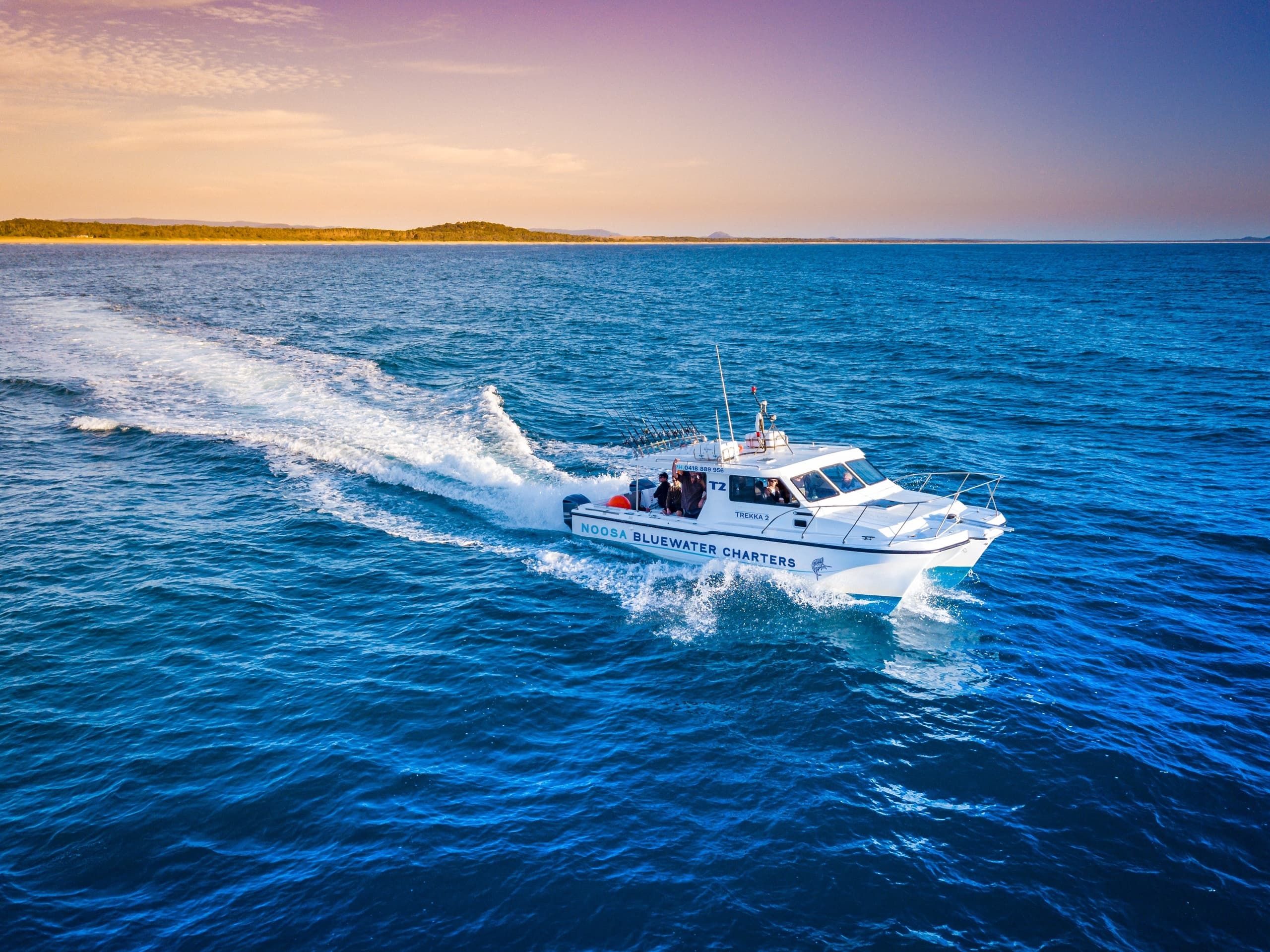 Full Day Offshore Fishing Charter from Noosa: 9-Hour Bluewater Trip photo 3