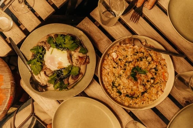 VIP Lisbon Progressive Dinner & Wine Tour — Private São Bento & Santos Food Crawl photo 1