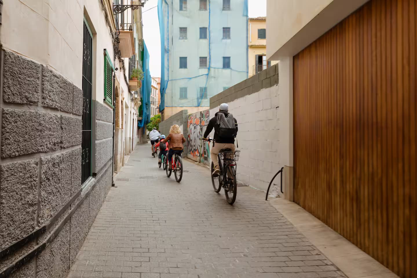 Palma Bike Tour: Cycle the Historic Center & Seafront (2 Hours) photo 4