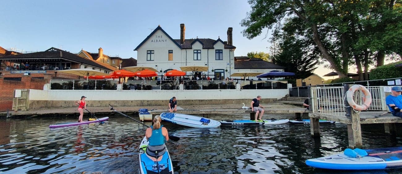 Paddle Boarding in Thames Ditton with Social Paddle Boarding