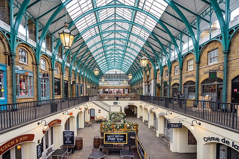 night-walk-through-londons-west-end-covent-garden-soho-piccadilly photo 3