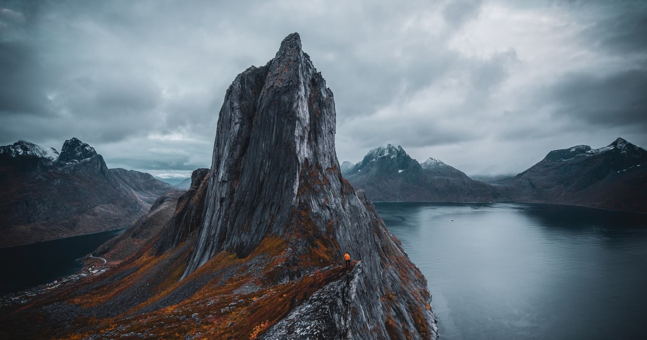 Seamless Senja Transfers with Hamn i Senja