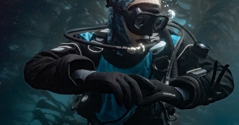Drysuit Diver Specialty: Dive Dry Around Avalon, Catalina Island