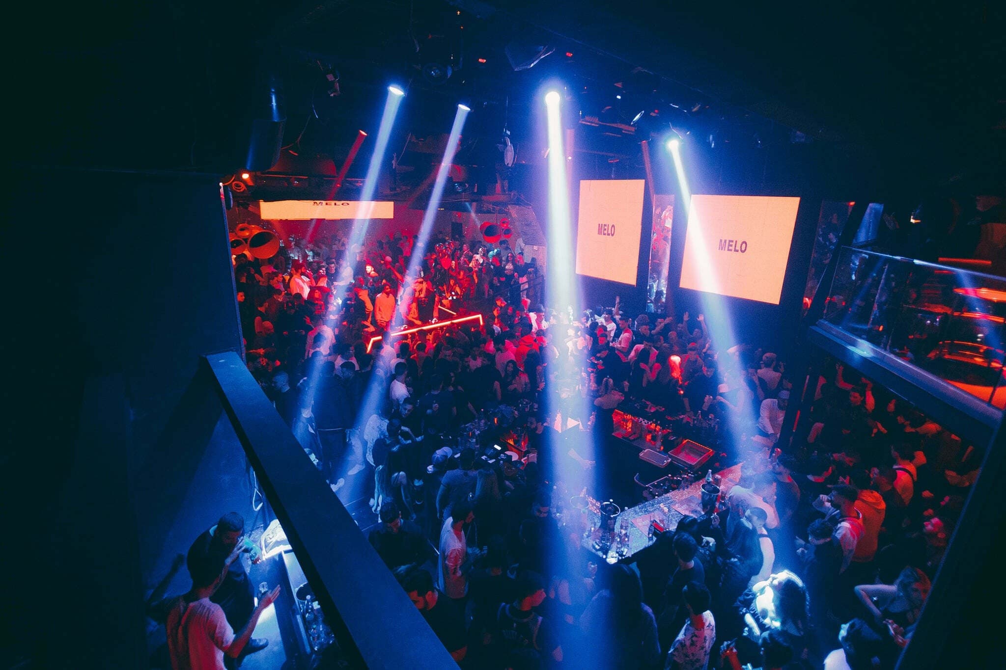 Rome Nightlife Pub Crawl: VIP Club Entry, Welcome Drinks & Trastevere Bars