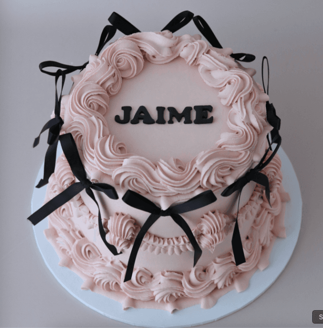 Create and Celebrate: Heart Shape Vintage Cake Decorating Class in Greenville, SC