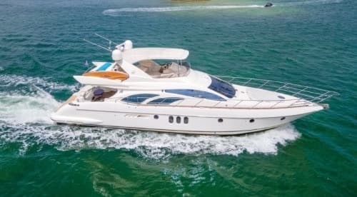 Luxury Yacht Tour in Biscayne Bay with 65 VICTORIA