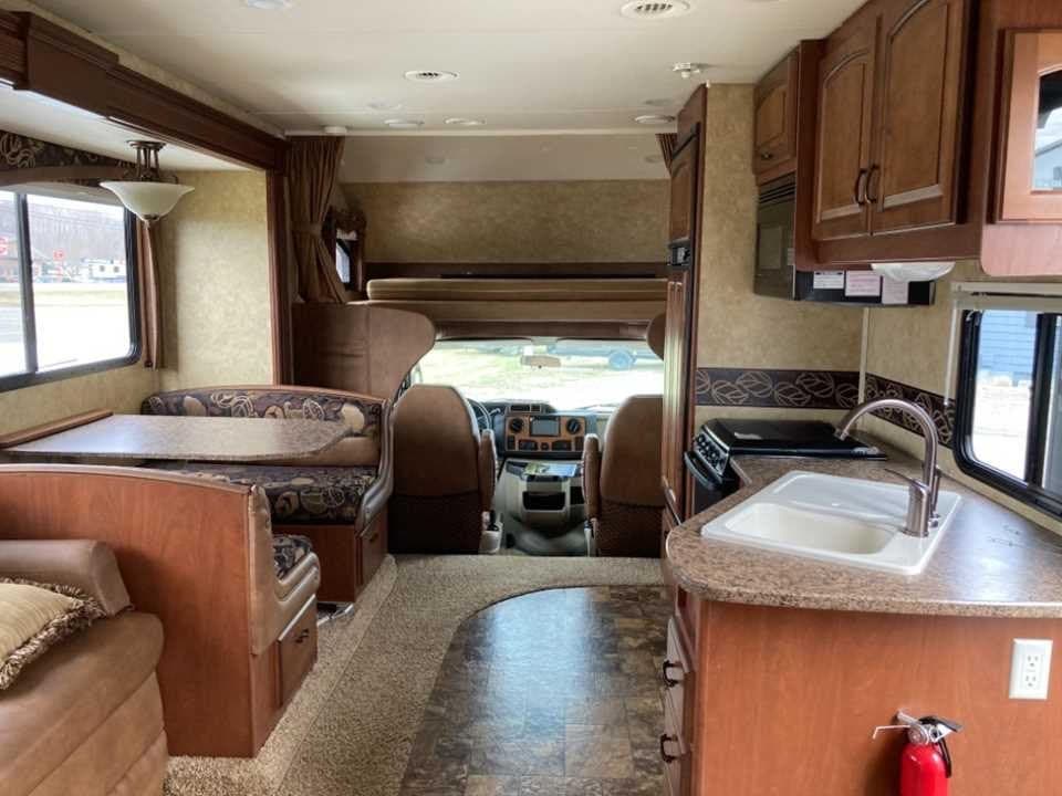Explore Arizona Outdoors with the GreyHawk Class C RV