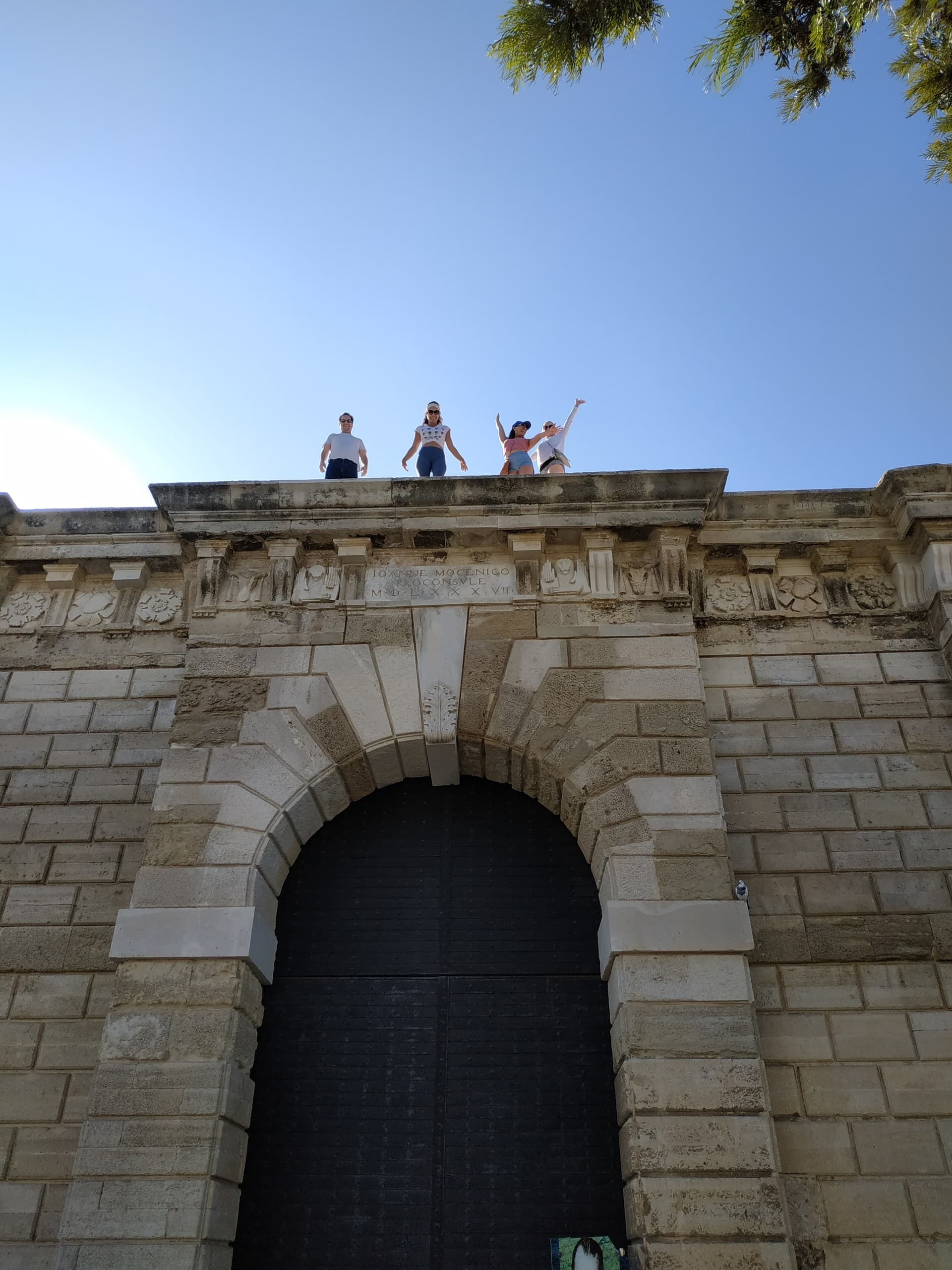 Electric Bike Tour & Tastings with Eco Bike Greece