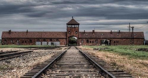 Auschwitz Day Tour with AB Poland Travel in Oświęcim