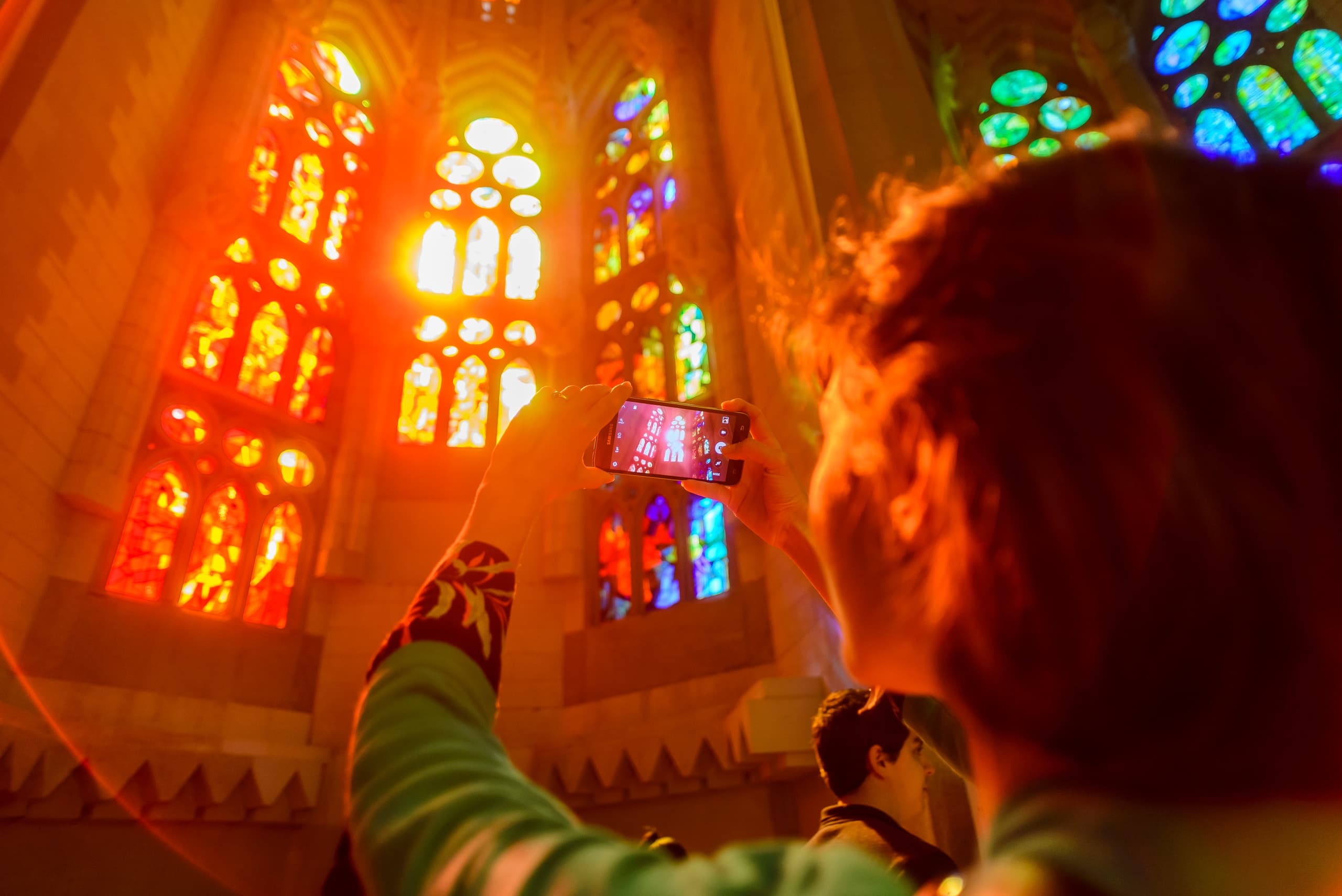 Gaudi Architecture Tour Highlights in Barcelona