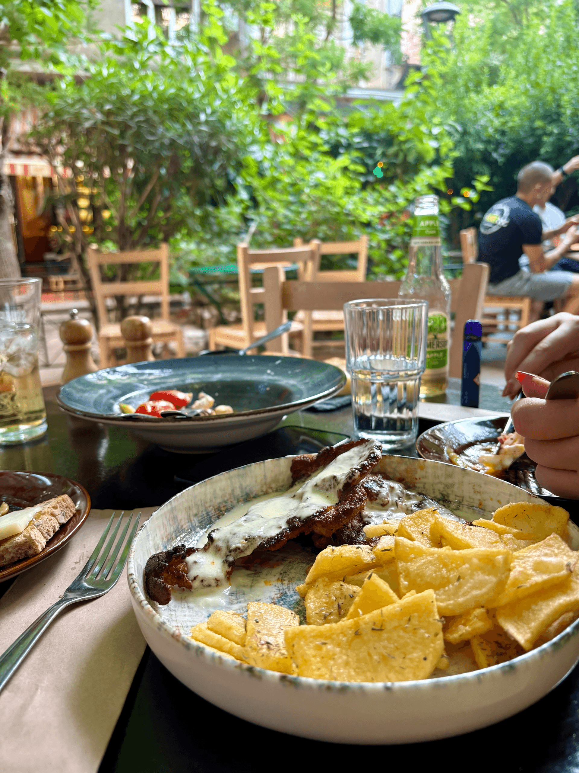 Food & Culture Bike Tour in Athens with Ride & Bite