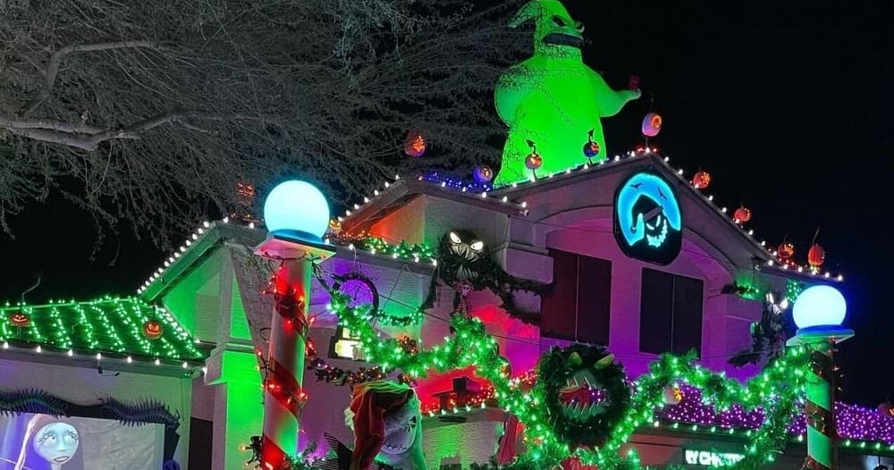 Magical 2.5hr Christmas Light Tour in Phoenix, AZ