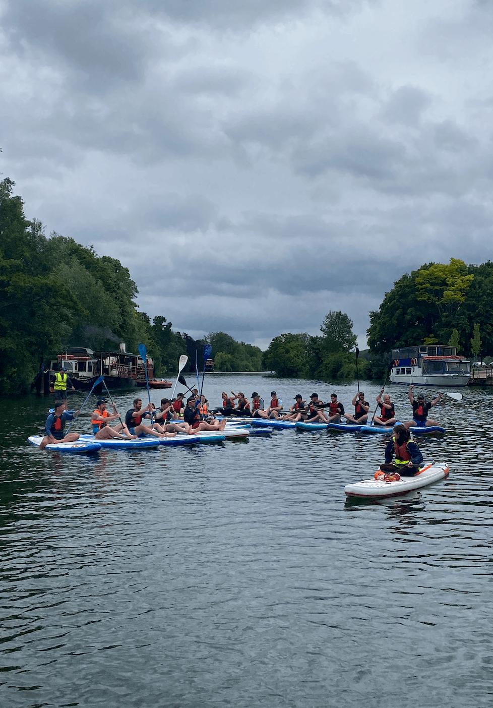 Guided Private SUP Experience in Reading by Go With The Flo