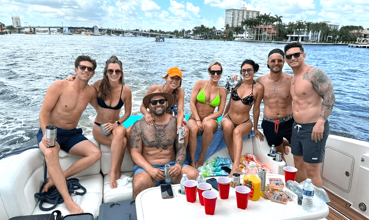 Luxury Yacht Charters with Miami Boat Experts in Miami Beach