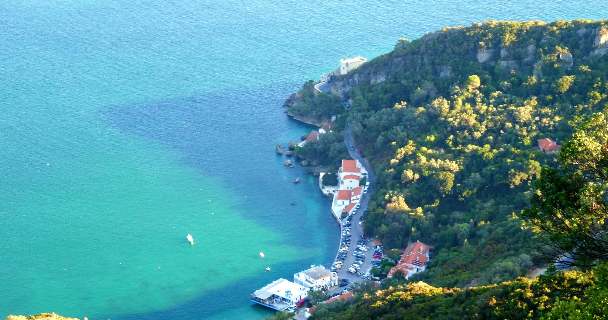 Half-Day Arrábida Tour by Lisbon on Wheels