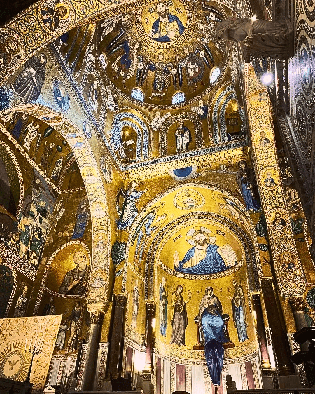 Golden mosaic interior of Palermo cathedral tour