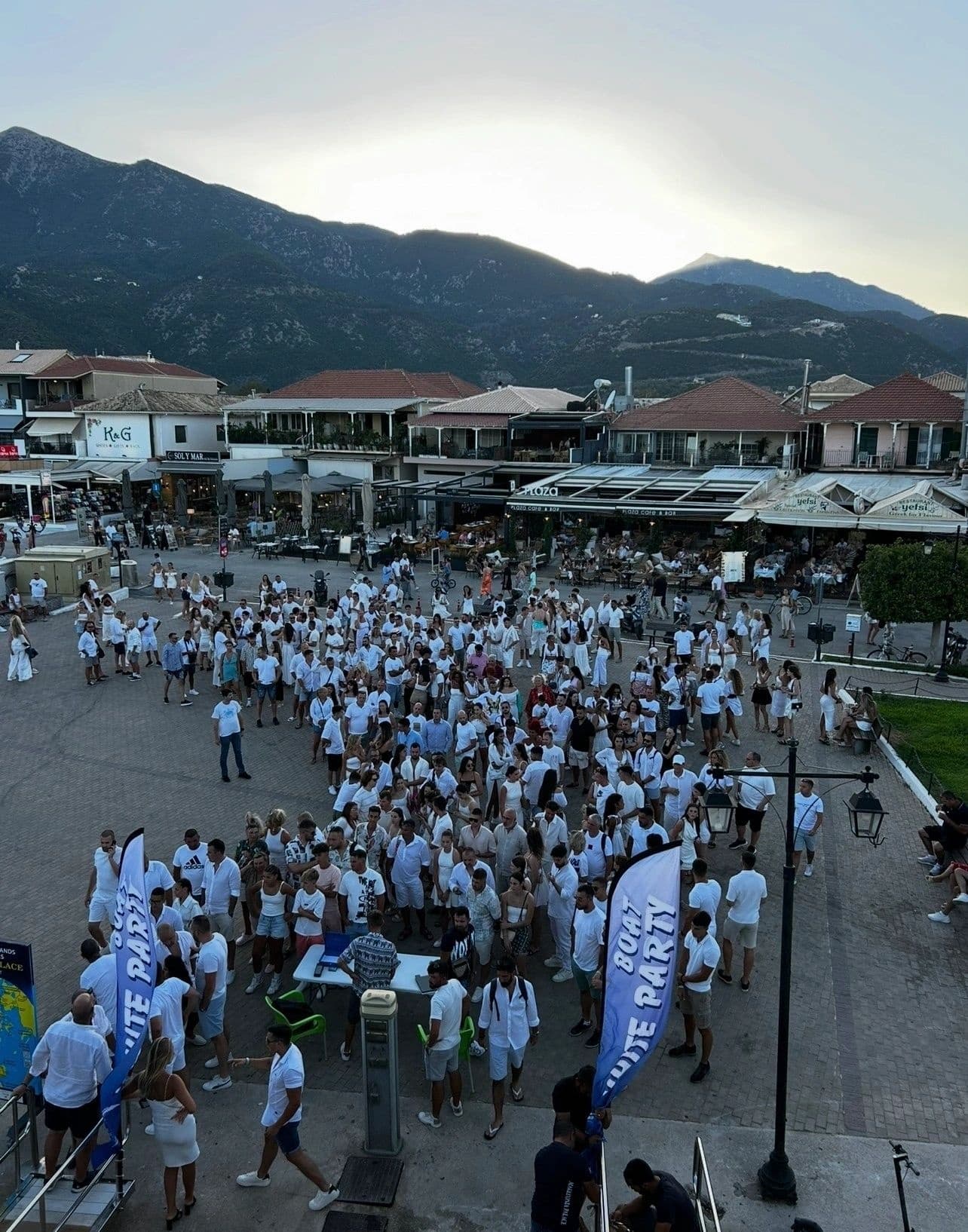 White Party: Night Cruise & Fireworks from Nydri, Lefkada photo 3