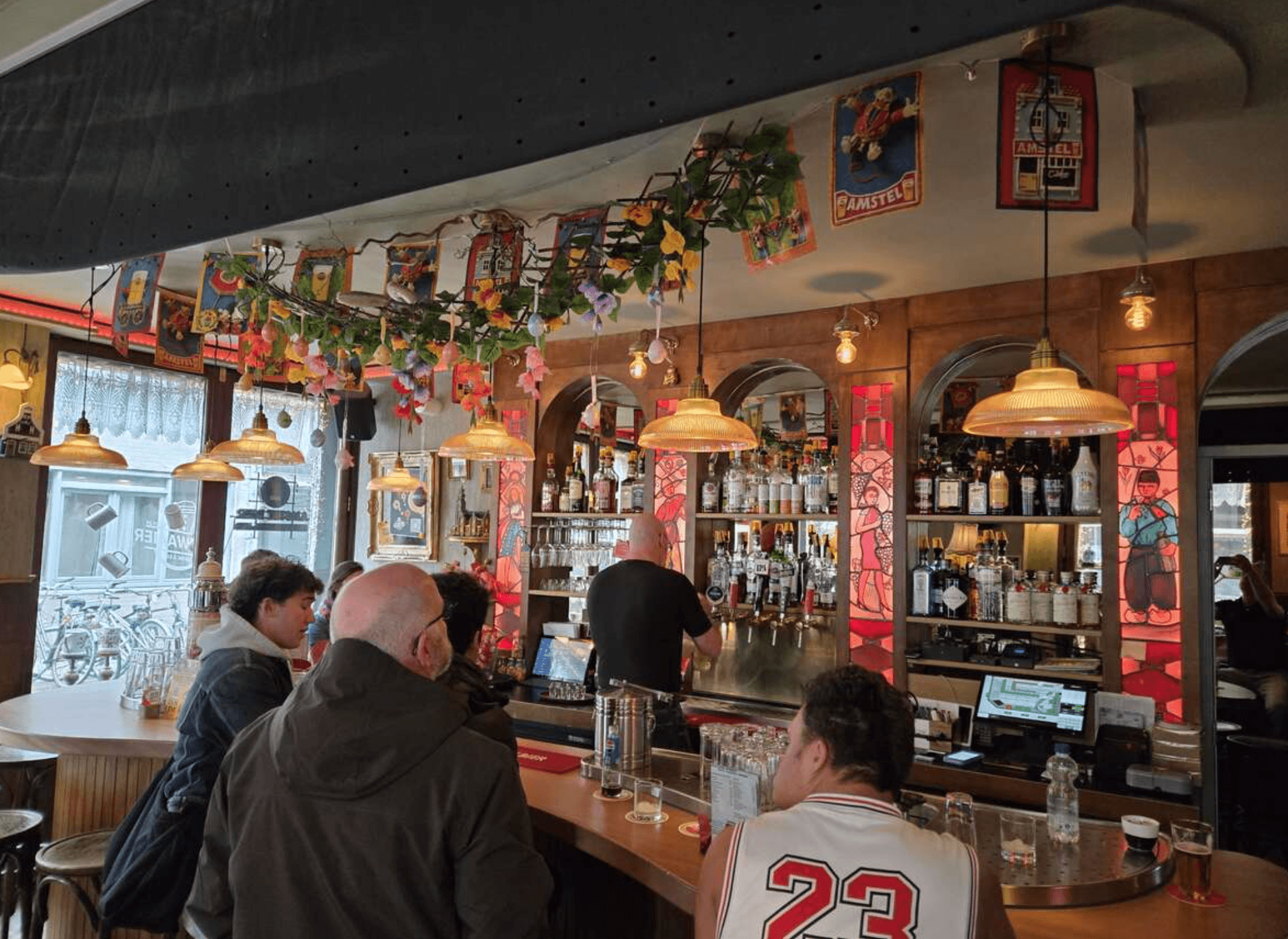 Canal-side Beer Tasting in the Jordaan: Traditional Dutch Bar Experience photo 3