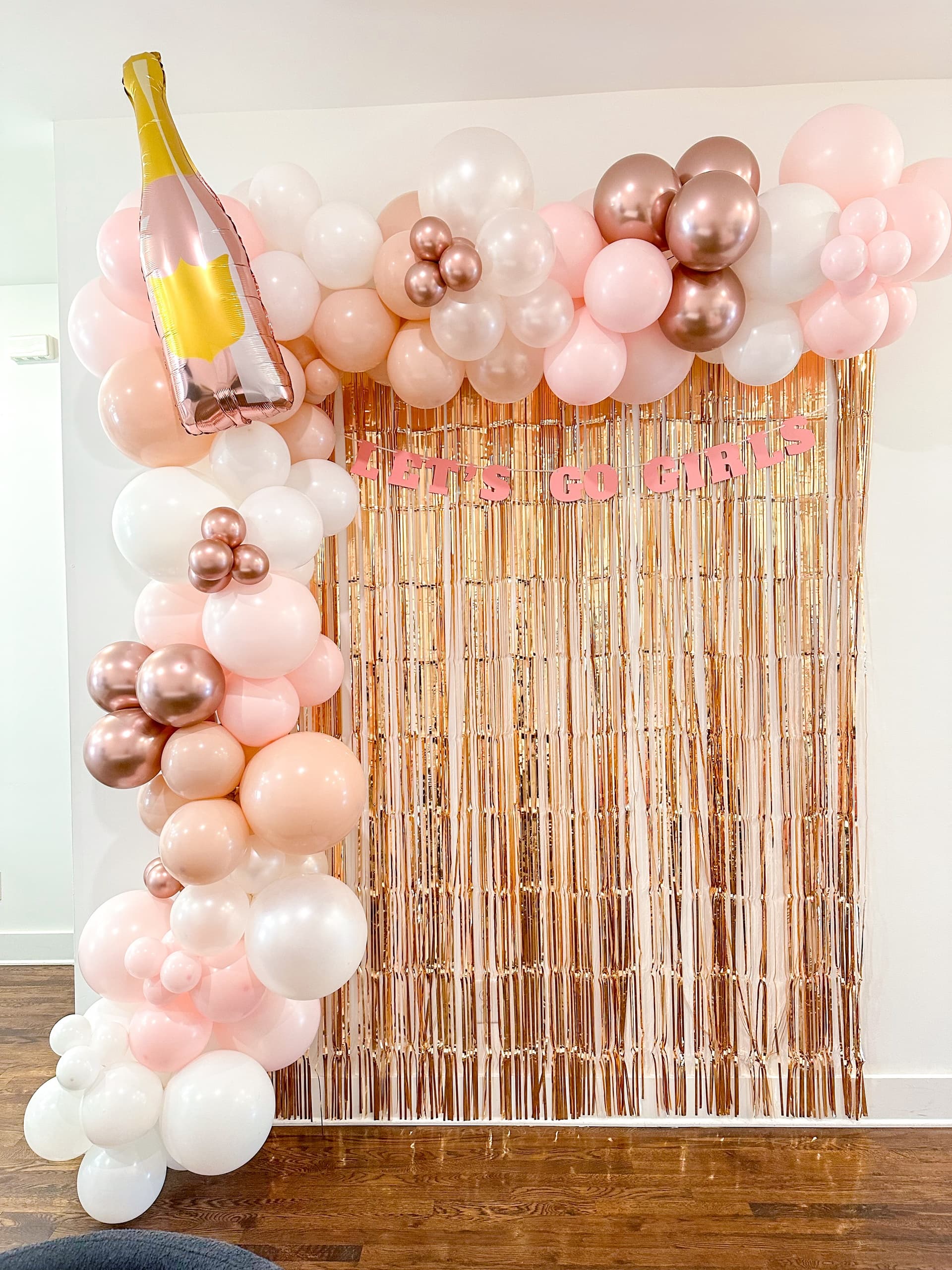Balloon Decorations for Parties in Nashville