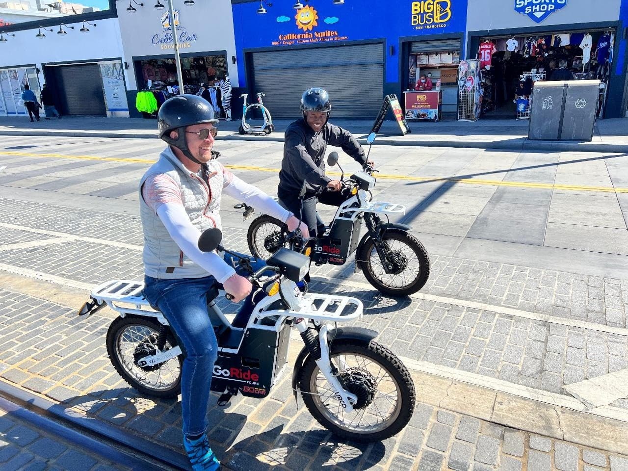 Zip Through San Francisco: One Hour GoRide 2x2 Electric Moped Tour of the Waterfront photo 1