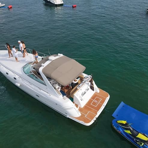 Water Activities & Yacht Rentals at Topline Watersports in Miami