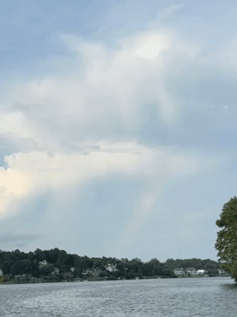 Weekday Half-Day Pontoon Cruise on Lake Hickory — Quiet 3-Hour Charter