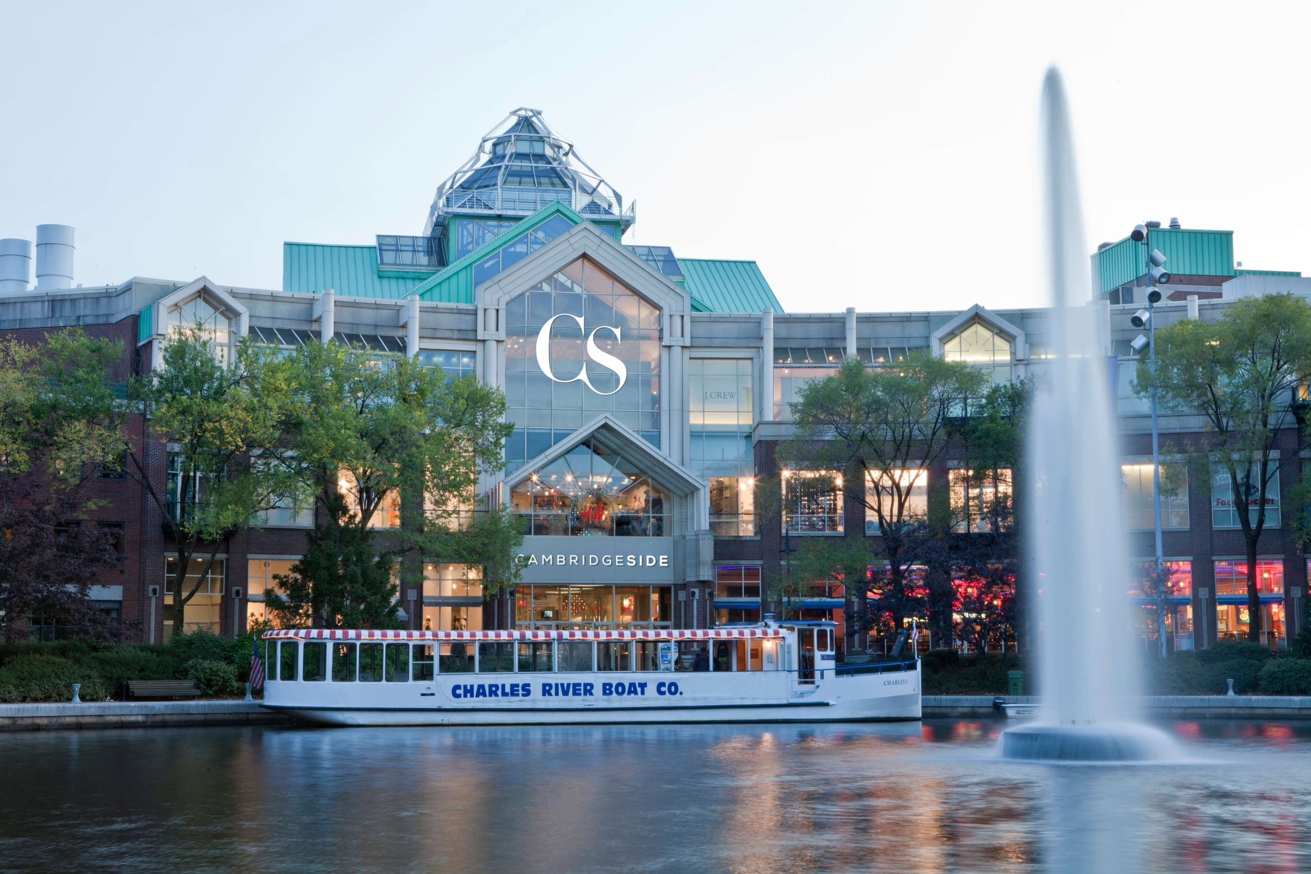 Water Activities with Charles River Boat Company in Boston