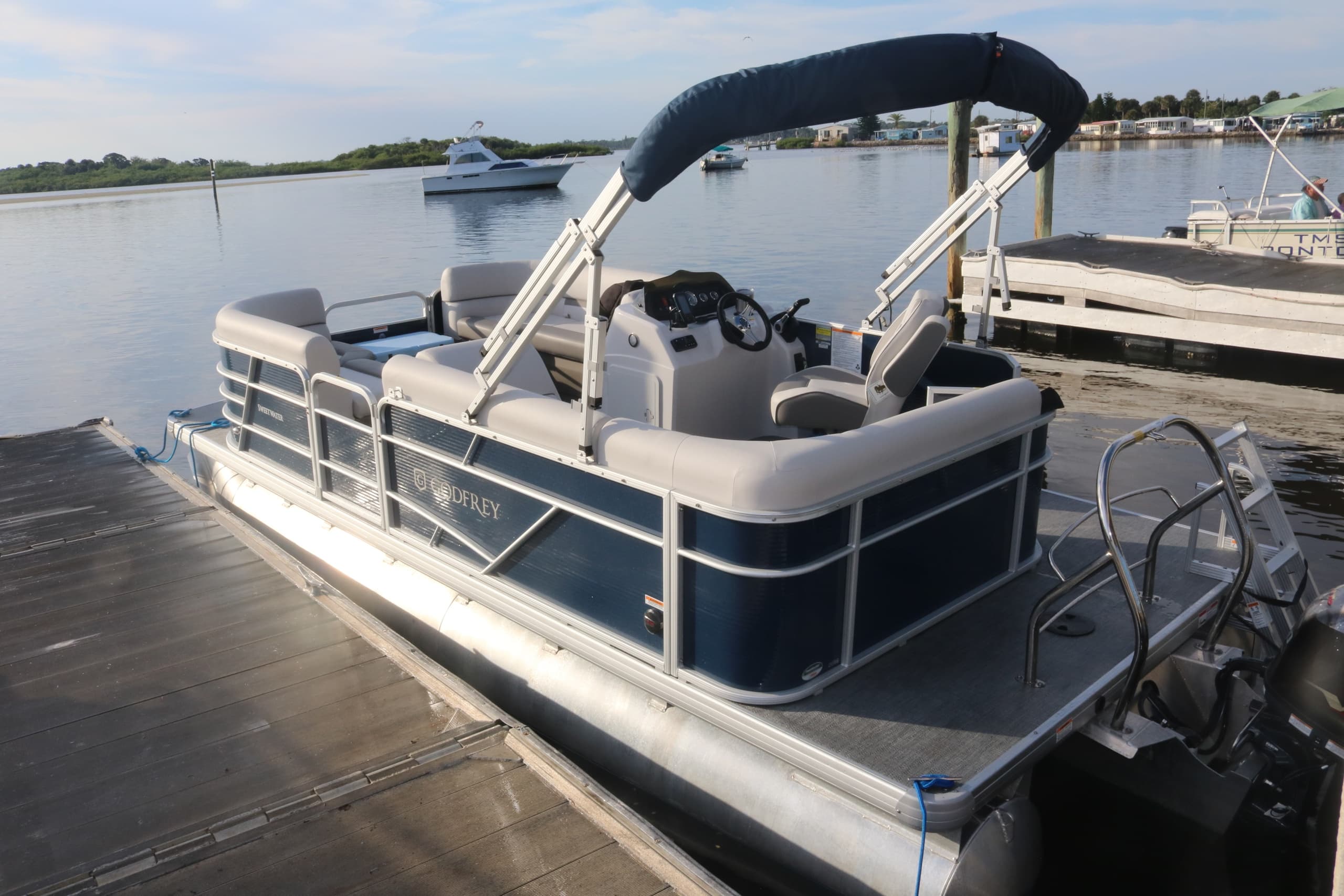 Blue Diamond Boat Rentals fleet