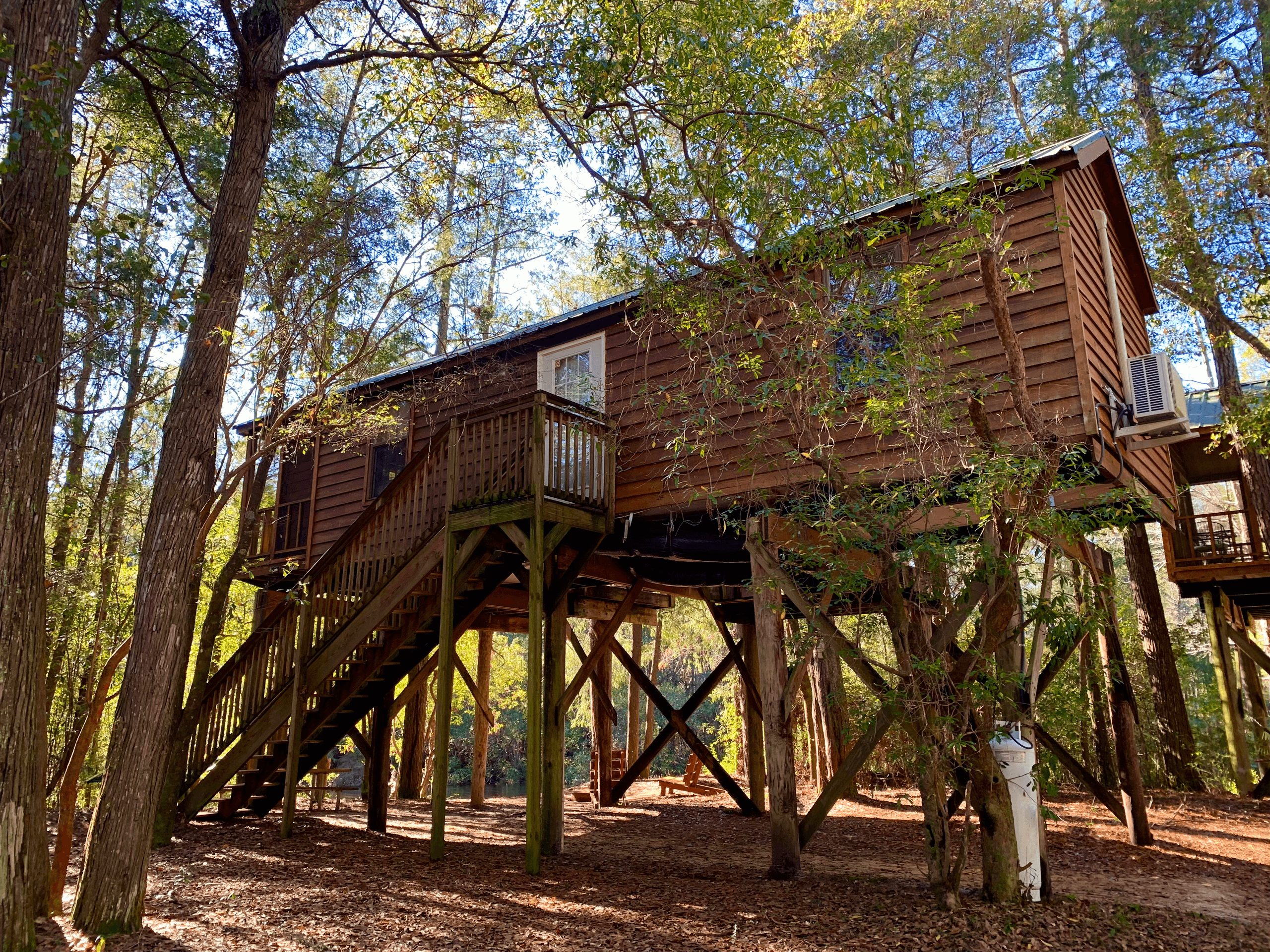 Tupelo Cabin: Secluded Florida Retreat by Coldwater Creek