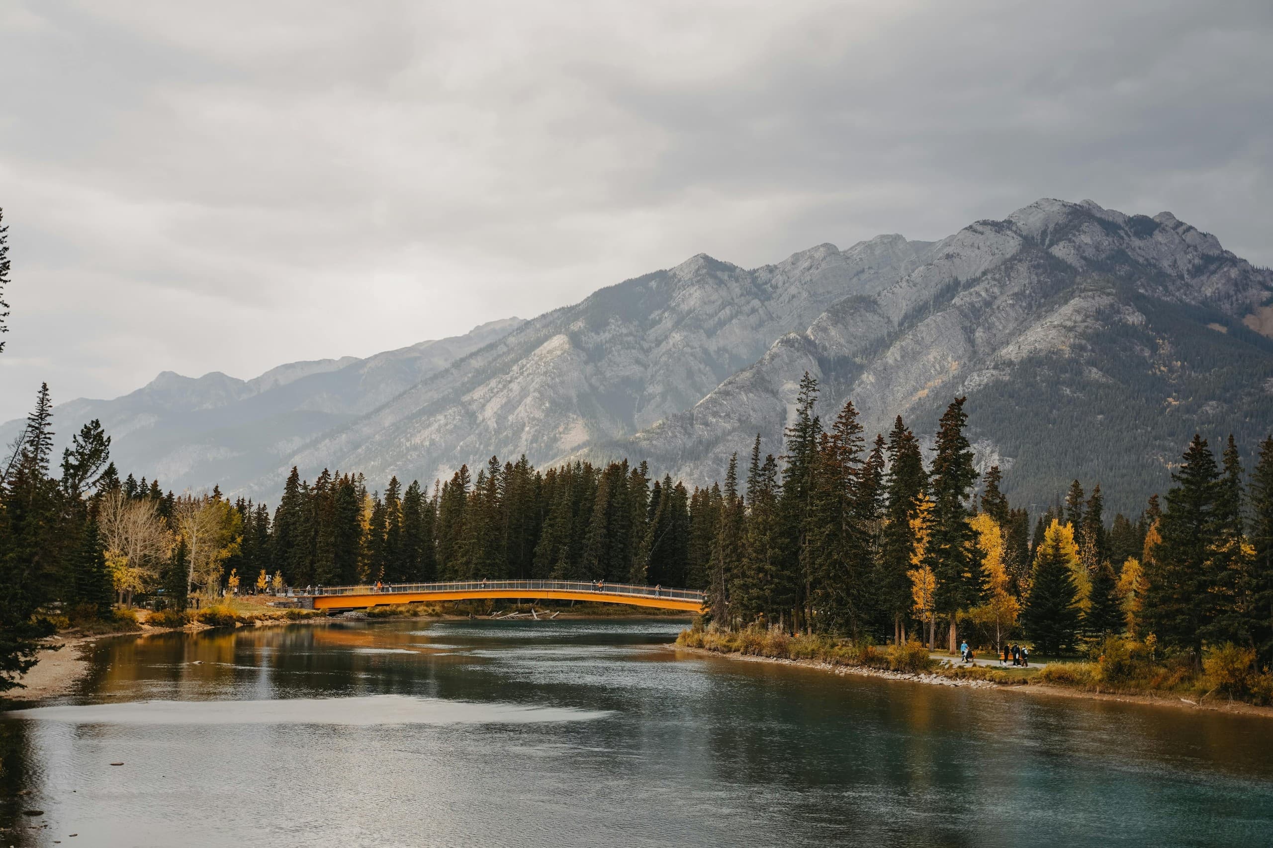 Four-Day Canadian Rockies Explorer: Icefields Parkway, Lake Louise & Jasper photo 3