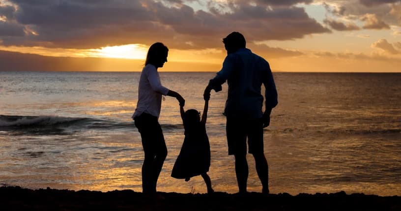 Portrait Session in Lahaina with Saray Sharvit Photography